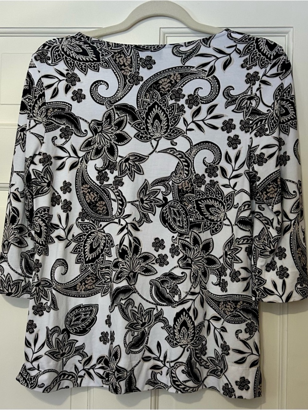 J. Jill Black White Paisley Floral 3/4 Sleeve Top Wearever Shirt Top Jersey sm. - Picture 4 of 6